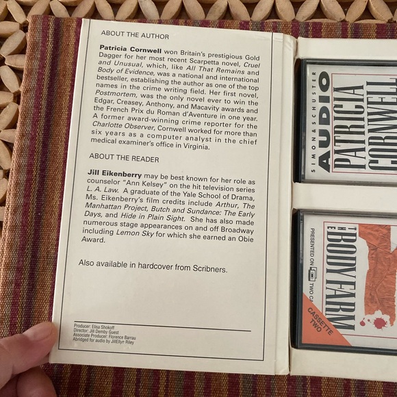 PATRICIA CORNWELL THE BODY FARM AUDIO CASSETTES (2) - Picture 2 of 7